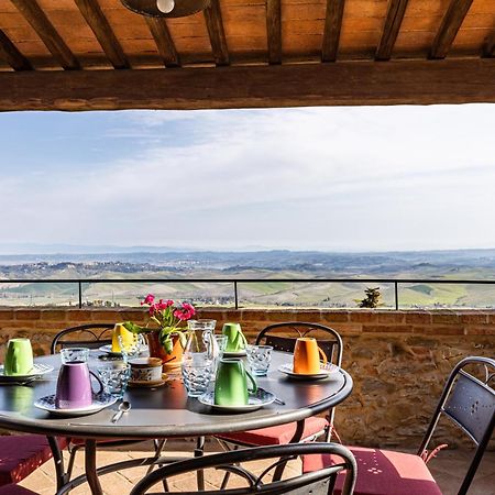 La Terrazza Villa Chianni Exteriör bild