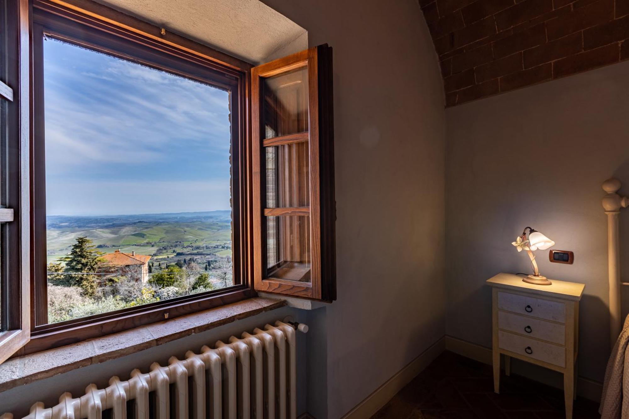 La Terrazza Villa Chianni Exteriör bild