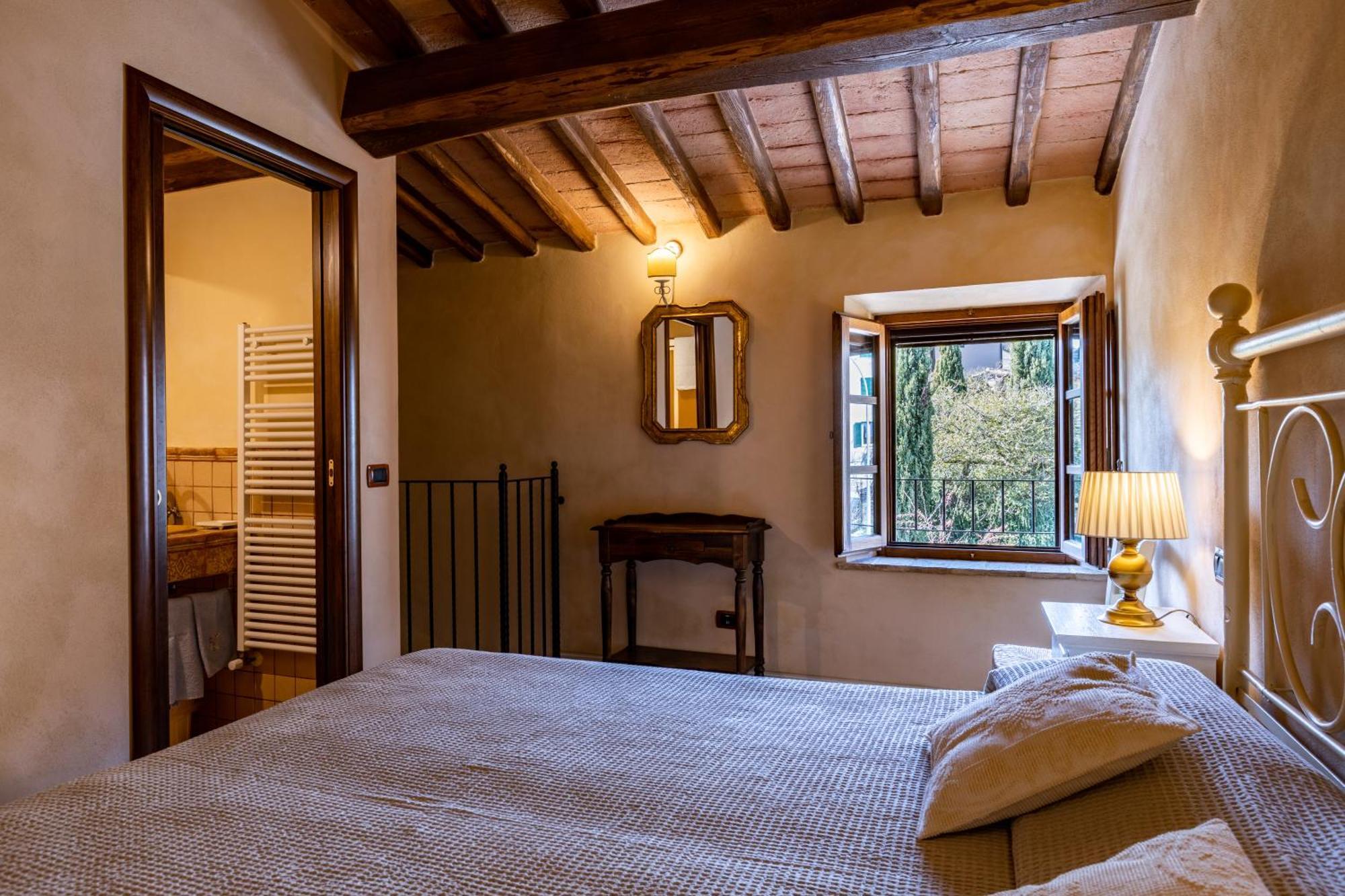 La Terrazza Villa Chianni Exteriör bild